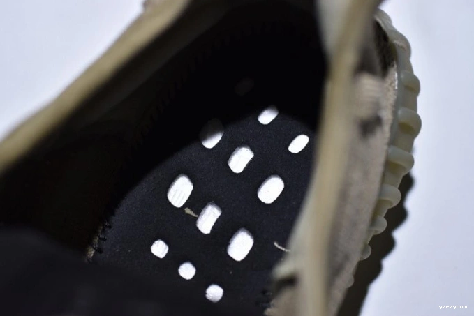 Dark Yeezy DA9572 350 Green V2 Adidas Boost 0726
